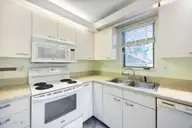 2029 Albert Circle, Wilmington, NC 28403 — 2-bedroom condo in Birch Creek, Wilmington, NC, photo 16 of 33