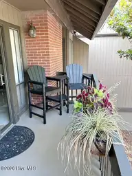 250 Sugar Gum Lane # 252, Pinehurst, NC 28374 — 3-bedroom condo in Lakeview Condos, Pinehurst, NC, photo 13 of 18: balcony 1 neu