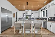 1423 N Shore Drive, Surf City, NC 28445 — 5-bedroom waterfront home in Del Mar Beach, Surf City, NC, photo 18 of 75: 1423NShoreDriveInteriors-48
