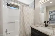 312 Channel Drive B, Emerald Isle, NC 28594 — 3-bedroom waterfront townhome in Wyndtree, Emerald Isle, NC, photo 21 of 33: bathroom