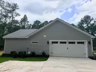 120 Edgewater Drive, Seven Lakes, NC 27376 — 3-bedroom home in Seven Lakes North, Seven Lakes, NC, photo 17 of 27: Garage