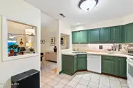 2203 Jumpin Run Drive, Wilmington, NC 28403 — 2-bedroom townhome in Jumpin Run, Wilmington, NC, photo 12 of 36: 05kitchen
