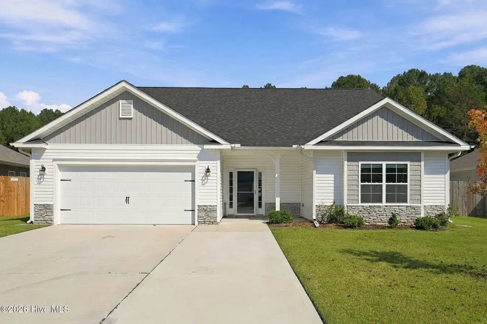744 Greenwich Place, Richlands, NC 28574 — 5-bedroom home in Waverly Place, Richlands, NC, photo 1 of 54: Front