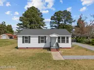 812 Grimes Road, Washington, NC 27889 — 2-bedroom home, Washington, NC, photo 2 of 42: 3-web-or-mls-DJI_20260327134239_0108_D