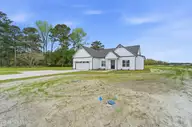 1300 S Nc 41 & 111, Beulaville, NC 28518 — 3-bedroom home, Beulaville, NC, photo 12 of 63: DSC07007