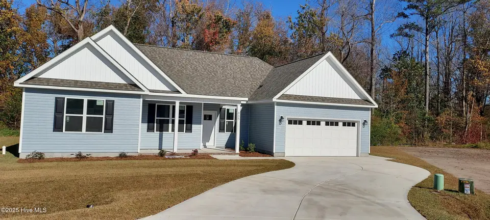 665 Bright Harvest Drive, Maysville, NC 28555 — 3-bedroom home in Batchelors Cove, Maysville, NC, photo 1 of 10