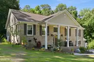 103 Courtland Drive, Jacksonville, NC 28546 — 4-bedroom home in Country Club Acres, Jacksonville, NC, photo 3 of 58: 3-web-or-mls-03