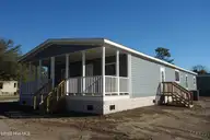 3124 Cross Street, Shallotte, NC 28470 — 3-bedroom manufactured home in Shell Point, Shallotte, NC, photo 1 of 27: DSC04052