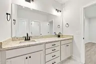 2020 Dartford Drive B, Greenville, NC 27834 — 3-bedroom townhome in Brook Hollow, Greenville, NC, photo 22 of 27: 23-web-or-mls-BLS_0056_edit