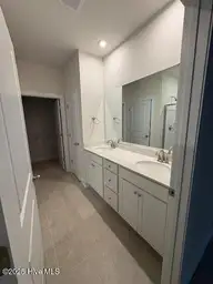 4151 Balboa Avenue, Leland, NC 28451 — 3-bedroom home in Pinewood, Leland, NC, photo 19 of 36: Primary bathroom