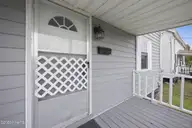305 S Mcdaniel Street, Kinston, NC 28501 — 3-bedroom home, Kinston, NC, photo 4 of 30: 4-web-or-mls-BLS_0049