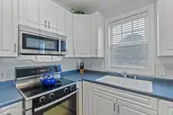 2555 St James Drive SE Unit 101, Southport, NC 28461 — 3-bedroom condo in St James, Southport, NC, photo 10 of 53: Kitchen
