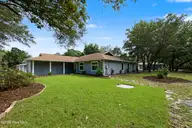 690 Fairway Drive E, Sunset Beach, NC 28468 — 4-bedroom home in Sea Trail Plantation, Sunset Beach, NC, photo 8 of 61