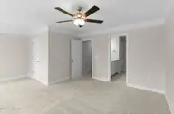 224 Cline Way Unit 133, Beaufort, NC 28516 — 3-bedroom townhome in 1809 Live Oak, Beaufort, NC, photo 16 of 40: Second Floor Primary Suite