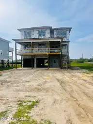 300 Nicholas Way, Hubert, NC 28539 — 4-bedroom waterfront home in Hogan's Landing, Hubert, NC, photo 17 of 64