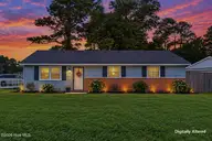201 Southwold Drive, Wilmington, NC 28409 — 3-bedroom home in Waterford Place, Wilmington, NC, photo 1 of 21