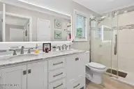 312 Channel Run Drive, New Bern, NC 28562 — 3-bedroom waterfront home in River Bend, New Bern, NC, photo 13 of 33