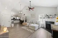 402 Satterfield Drive, New Bern, NC 28560 — 4-bedroom home in Satterfield, New Bern, NC, photo 7 of 42: 6-web-or-mls-0C0A1563