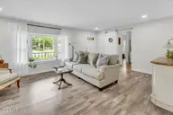 1502 N Hills Court, New Bern, NC 28562 — 3-bedroom home, New Bern, NC, photo 6 of 61: Living room