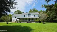 347 Sandy Point Drive, Beaufort, NC 28516 — 3-bedroom home in Sandy Point, Beaufort, NC, photo 1 of 74: 347 Sandy Pont Dr