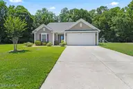 765 Tartans Glen Street NW, Calabash, NC 28467 — 4-bedroom home in Aberdeen at Springmill Plantation, Calabash, NC, photo 2 of 35