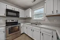 2042 Derby Run Road, Jacksonville, NC 28546 — 3-bedroom home in Foxhorn Village, Jacksonville, NC, photo 14 of 37: 11-web-or-mls-2042 Derby Run 18