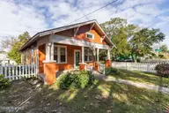 1115 Grace Street, Wilmington, NC 28401 — 3-bedroom home in Rankin Place North, Wilmington, NC, photo 1 of 48: 01front5