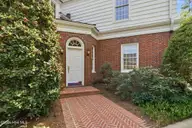 200 Hollycrest Drive, Pinehurst, NC 28374 — 4-bedroom home in Hollycrest, Pinehurst, NC, photo 6 of 80: 200 Hollycrest Drive-6