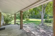 505 E Coston Road, Burgaw, NC 28425 — 3-bedroom home, Burgaw, NC, photo 3 of 24