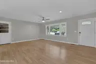 122 Silva Terra Drive, Wilmington, NC 28412 — 3-bedroom home in Silva Terra, Wilmington, NC, photo 4 of 32