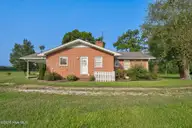 2281 S Old Carriage Road, Rocky Mount, NC 27803 — 3-bedroom home, Rocky Mount, NC, photo 17 of 20: Great circle drive