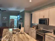 104 Queens Harbor Drive, Swansboro, NC 28584 — 4-bedroom waterfront home in Queens Harbor, Swansboro, NC, photo 12 of 50