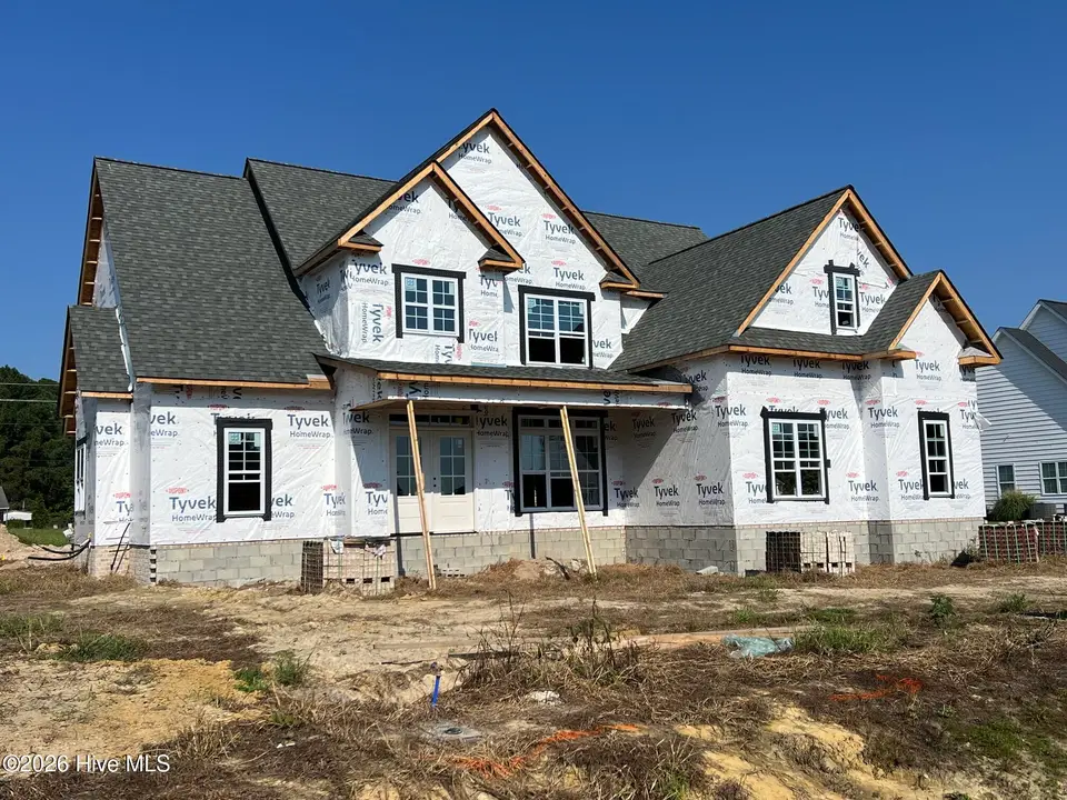 2848 Bates Branch Way, Grimesland, NC 27837 — 4-bedroom home in Winfield Village, Grimesland, NC, photo 1 of 1: IMG_3646