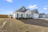 556 Appalachian Trail N, Jacksonville, NC 28546 — 3-bedroom home in Stateside, Jacksonville, NC, photo 2 of 30: DSC08390