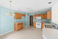 927 Wyndfall Drive SW, Sunset Beach, NC 28468 — 3-bedroom home in Wyndfall, Sunset Beach, NC, photo 8 of 49: 25-web-or-mls-CAMMediaLLC.com 927-24