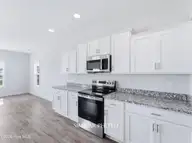 610 Barlowe Lane, Jacksonville, NC 28546 — 3-bedroom home in Stateside, Jacksonville, NC, photo 11 of 29