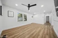 212 Wood Dale Drive, Wilmington, NC 28403 — 3-bedroom home in Pine Hills, Wilmington, NC, photo 5 of 40