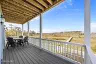 135 Jade Street, Beaufort, NC 28516 — 3-bedroom waterfront home in Jade Point, Beaufort, NC, photo 18 of 59: 14-web-or-mls-135 Jade St 014