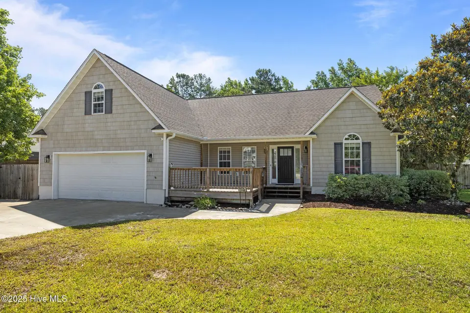 1199 Nine Foot Road, Newport, NC 28570 — 3-bedroom home in Huntington Ridge, Newport, NC, photo 1 of 45: 3-web-or-mls-1S3A1556