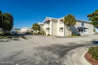 602 W Fort Macon Road 139, Atlantic Beach, NC 28512 — 1-bedroom waterfront condo in Palm Suites, Atlantic Beach, NC, photo 17 of 29: palm-suites-23