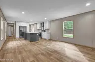 9180 Central Boulevard SE, Winnabow, NC 28479 — 3-bedroom manufactured home in Town Creek Estates, Winnabow, NC, photo 13 of 32
