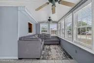 100 Crews Lane, Hubert, NC 28539 — 3-bedroom waterfront manufactured home in Brown Div, Hubert, NC, photo 13 of 45