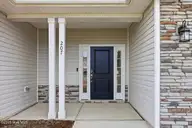 207 Spring Forest Drive, Goldsboro, NC 27534 — 4-bedroom home in Spring Forest, Goldsboro, NC, photo 4 of 45: 04-207 Spring Forest Dr-4