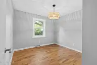 124 Darby Street, Wilmington, NC 28409 — 3-bedroom home in Foxcroft, Wilmington, NC, photo 20 of 39