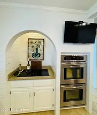 1008 Bateman Drive, Elizabeth City, NC 27909 — 4-bedroom waterfront home in Bateman Estates, Elizabeth City, NC, photo 18 of 74: Cook top with vent and double ovens!