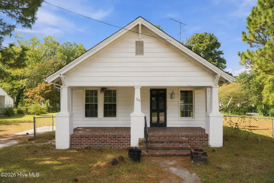 704 S Tillery Street, Rocky Mount, NC 27803 — 3-bedroom home, Rocky Mount, NC, photo 1 of 36: 2-web-or-mls-DSC08640