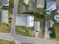 3200 Gray Street, North Topsail Beach, NC 28460 — 6-bedroom waterfront home in Ocean City, North Topsail Beach, NC, photo 13 of 56