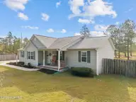 140 Van Riggs Road, Hubert, NC 28539 — 3-bedroom home in Woods Edge, Hubert, NC, photo 3 of 47: 3-web-or-mls-140 Van Riggs Rd. 69
