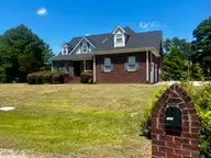 191 N Lakes Drive, Whiteville, NC 28472 — 5-bedroom waterfront home in North Lakes Estates, Whiteville, NC, photo 9 of 65: milabox view