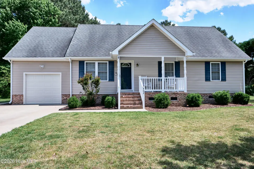 402 Betty Drive, Elizabeth City, NC 27909 — 3-bedroom home in Mount Hermon, Elizabeth City, NC, photo 1 of 23: Main Photo